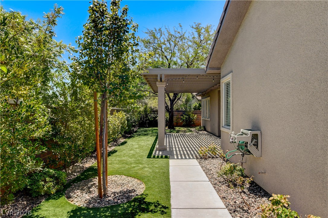 3374 Garden Shower Place Property Photo 50