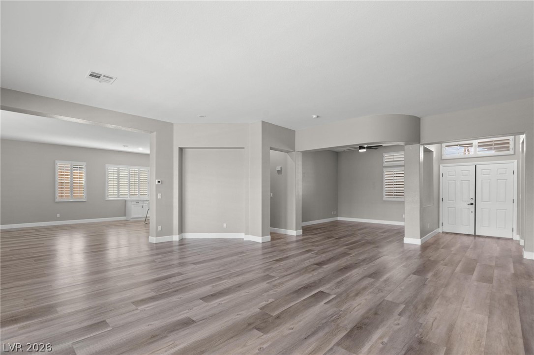 9907 Ridge Manor Avenue Property Photo 7