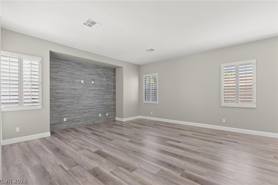 9907 Ridge Manor Avenue Property Photo 16