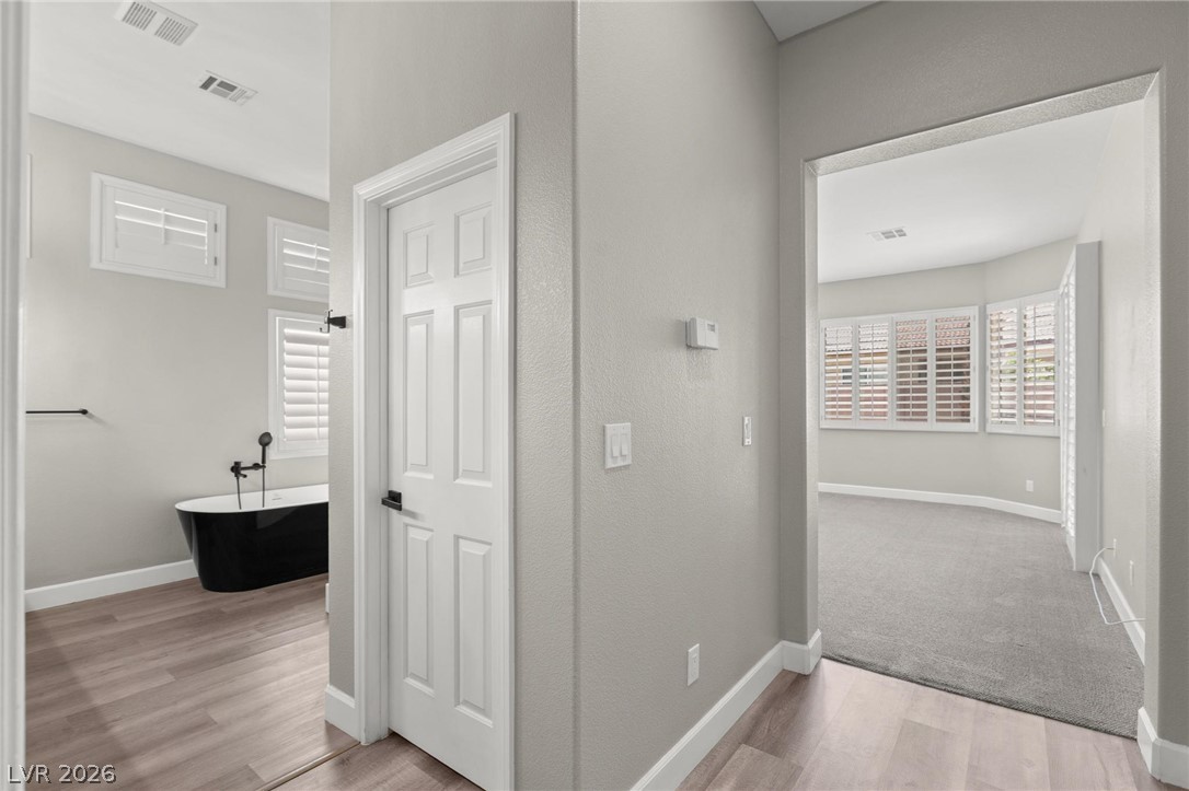 9907 Ridge Manor Avenue Property Photo 25