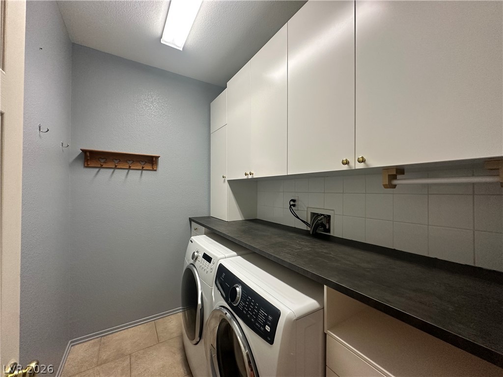 1380 Haven Green Court Property Photo 14