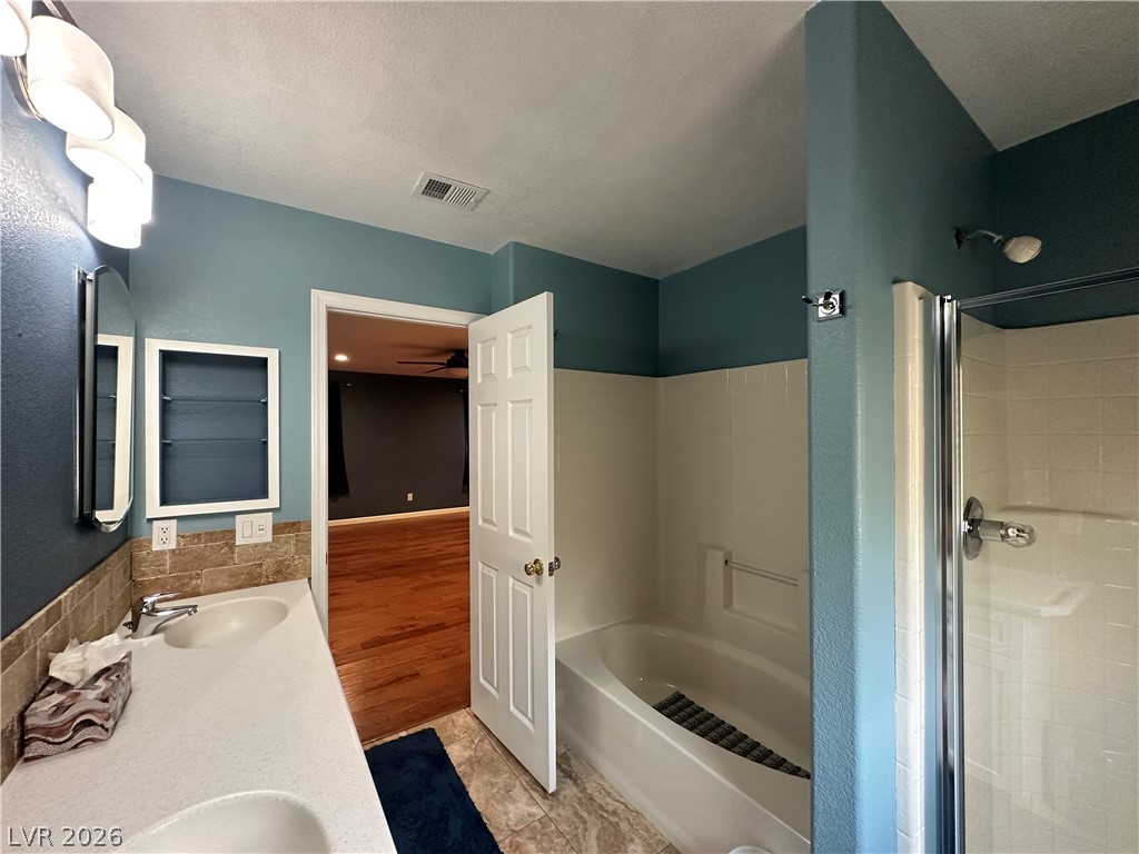 1380 Haven Green Court Property Photo 17