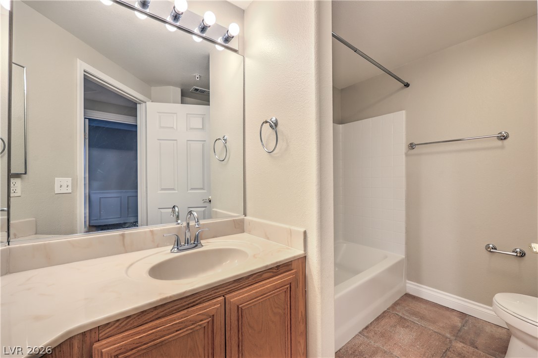 7189 South Durango Drive 307 Property Photo 17