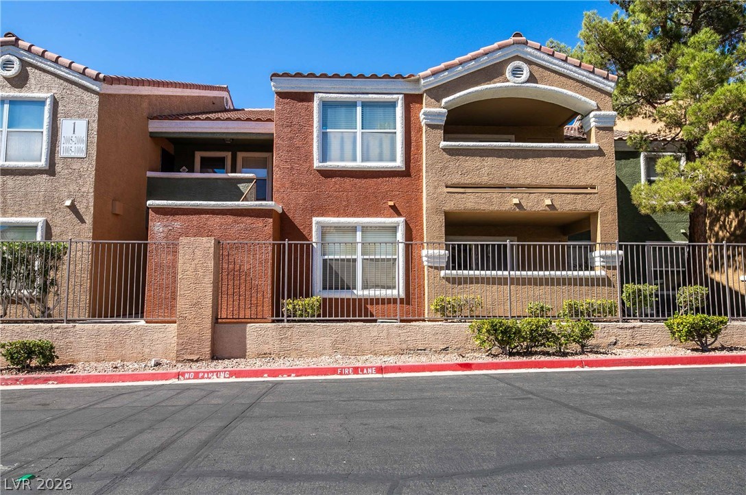 8101 West Flamingo Road 2006 Property Photo 2