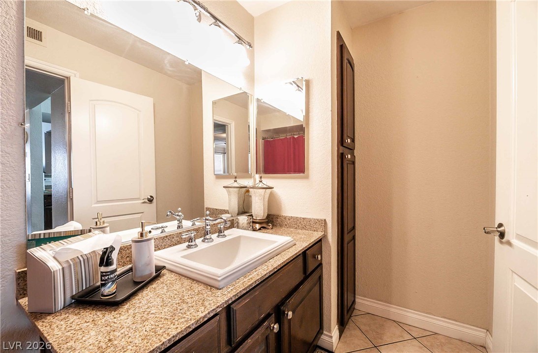 8101 West Flamingo Road 2006 Property Photo 32