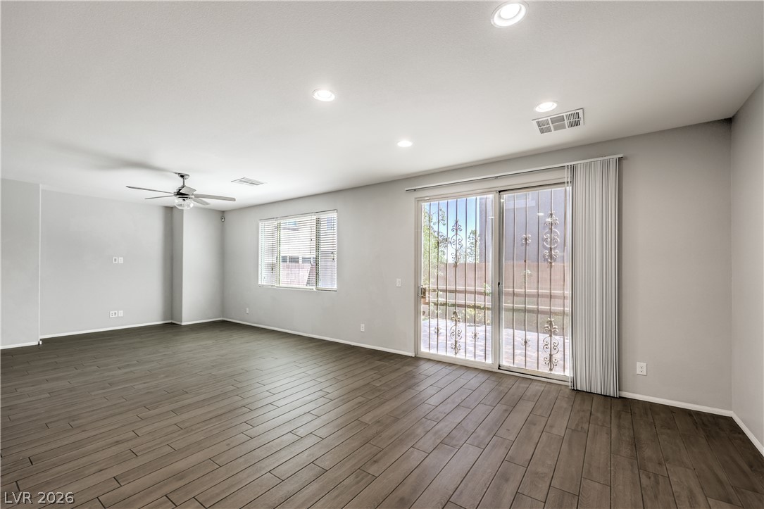 8686 Windy Canyon Street Property Photo 12