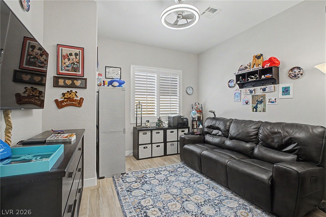 7375 Rosenberger Street Property Photo 13