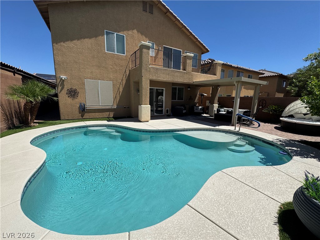 7379 Glorious Sun Drive Property Photo 3