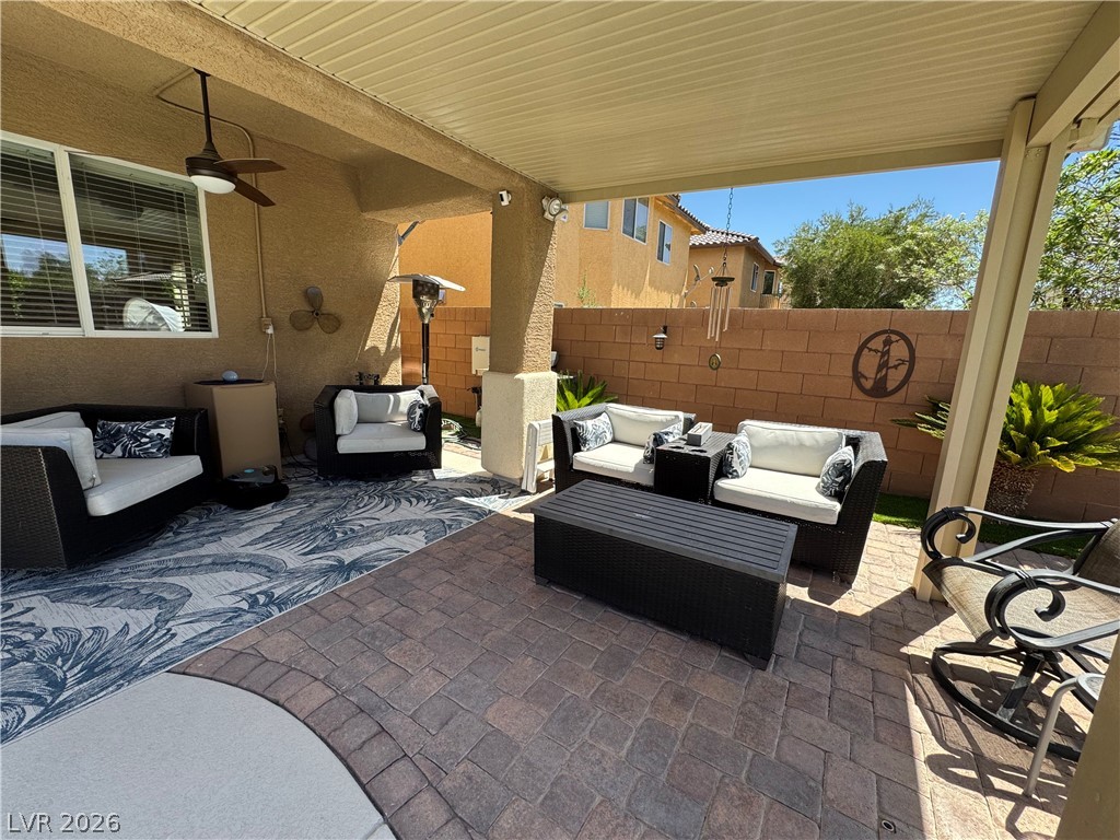 7379 Glorious Sun Drive Property Photo 7