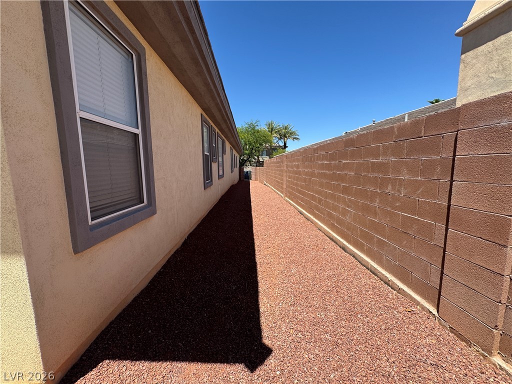 712 Pinnacle Heights Lane Property Photo 41