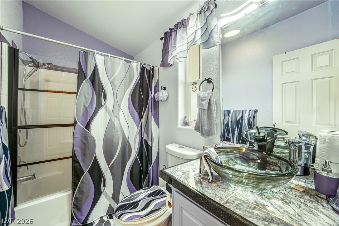 221 Montecito Drive Property Photo 13