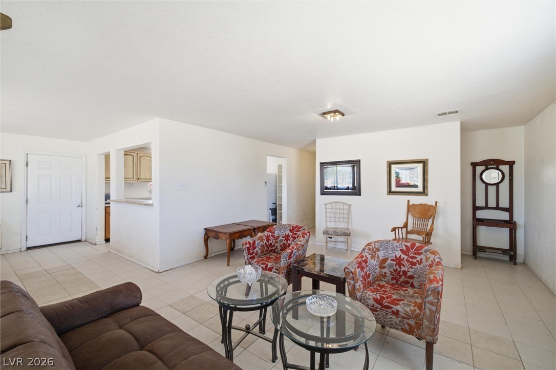 4991 East Cheyenne Way Property Photo 10