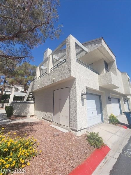 2761 Lodestone Drive 63 Property Photo 4