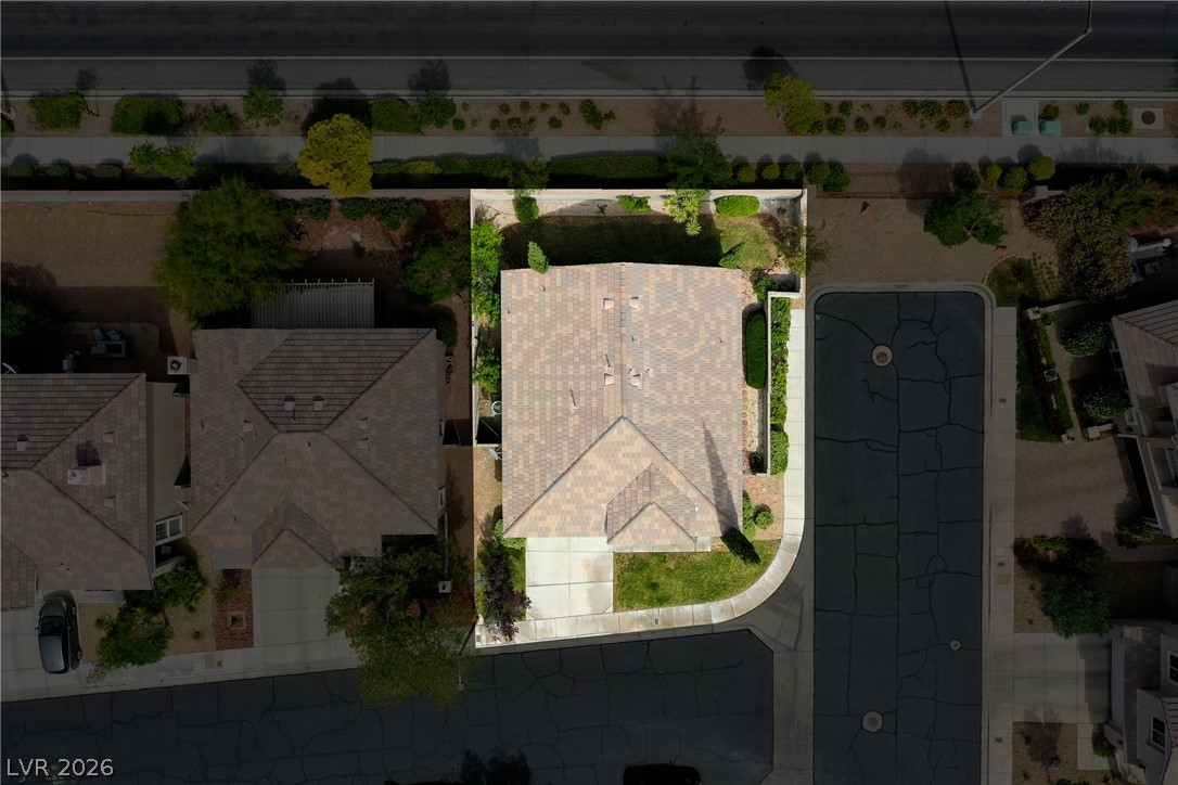 1037 Novara Lane Property Photo 3