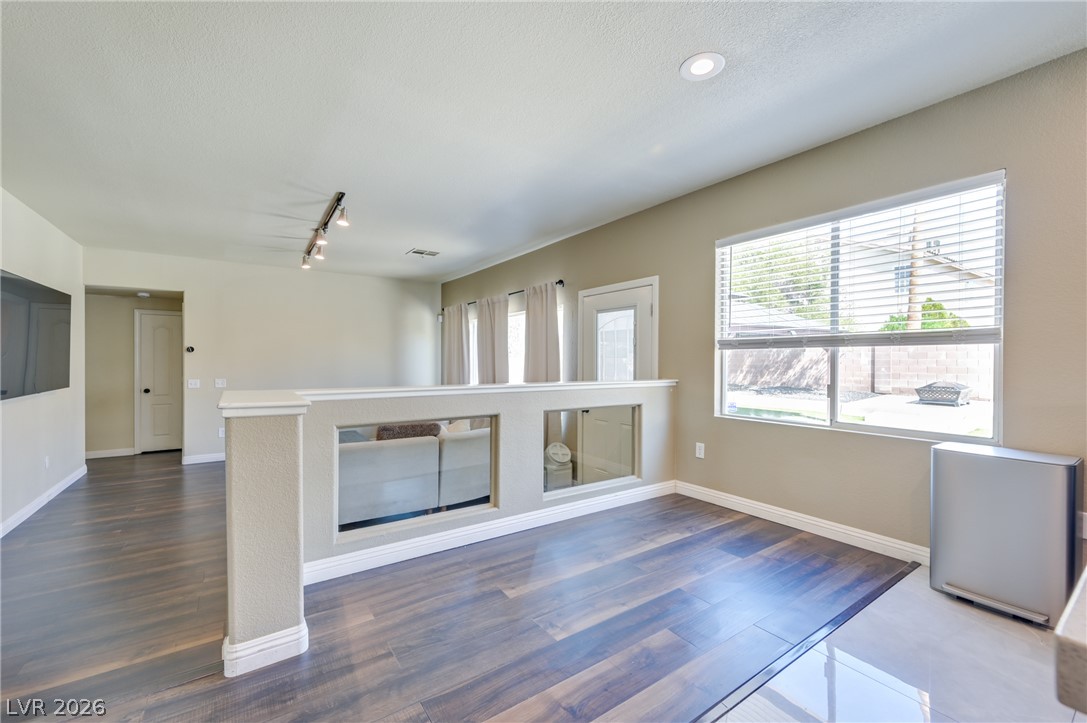 1536 Orchard Valley Drive Property Photo 27