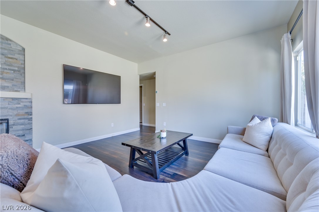 1536 Orchard Valley Drive Property Photo 34
