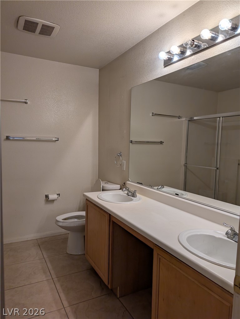 5439 Golden Leaf Avenue Property Photo 6