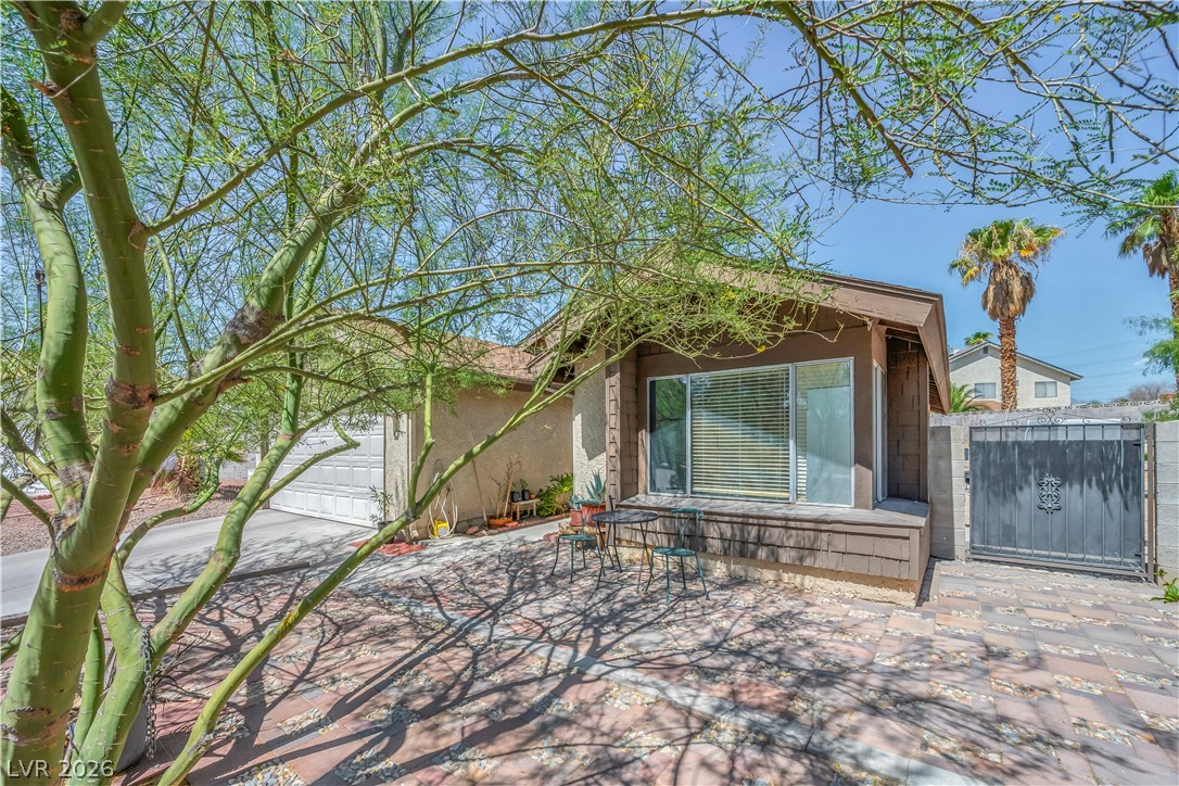 4163 Honeycomb Drive Property Photo 4