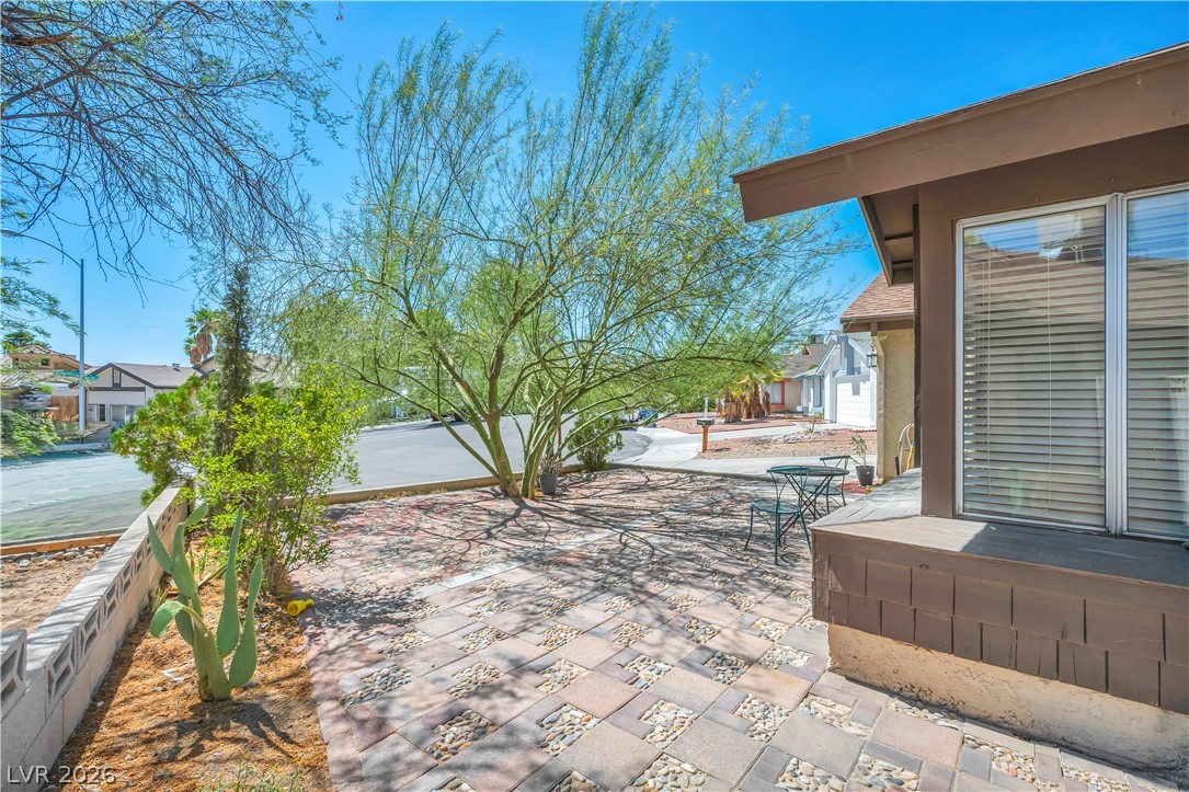 4163 Honeycomb Drive Property Photo 5