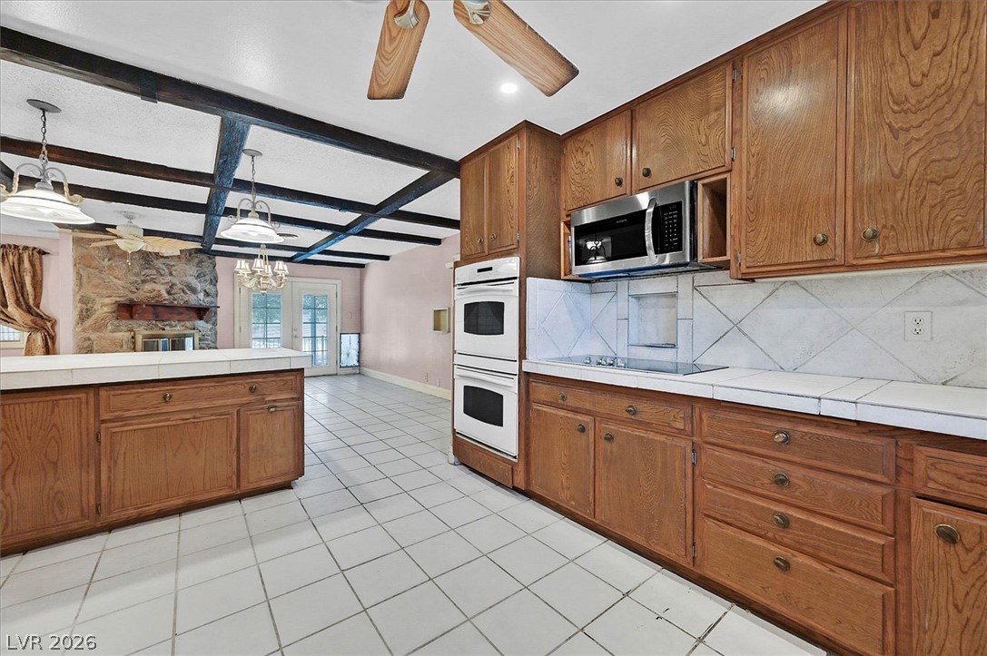 3618 Fieldcrest Road Property Photo 6