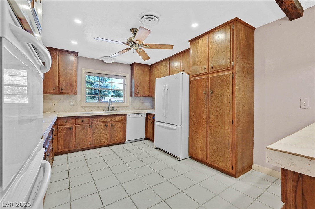 3618 Fieldcrest Road Property Photo 7