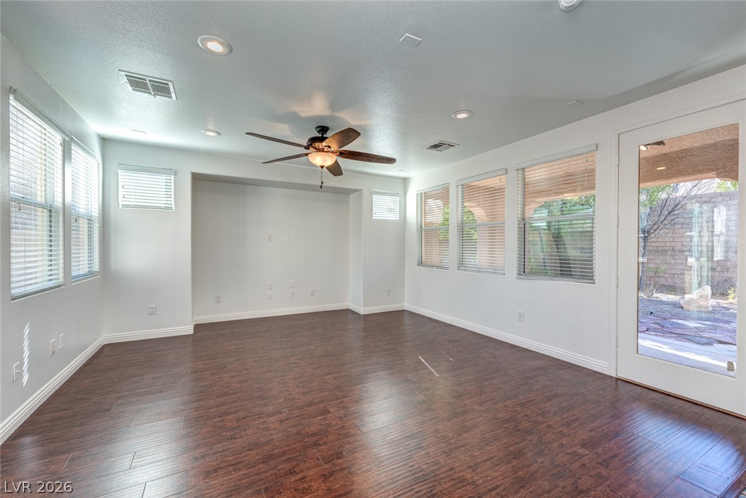 601 Bachelor Button Street Ln Property Photo 11