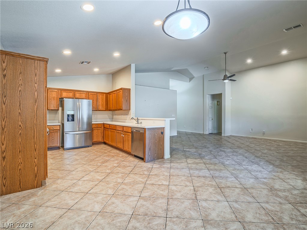 3695 Waynesvill Street Property Photo 8