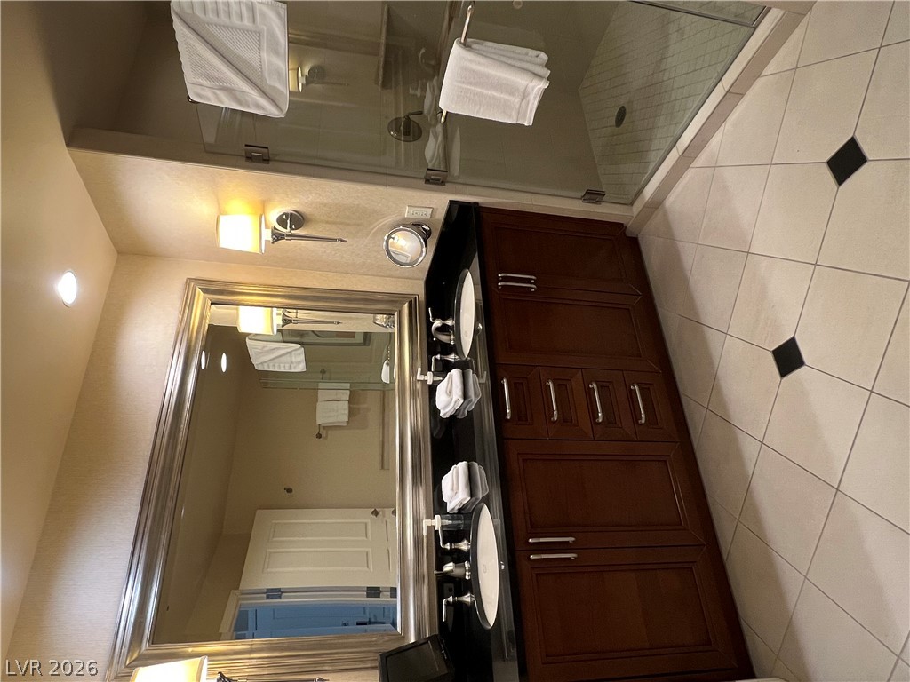 125 East Harmon Avenue 2918 Property Photo 9