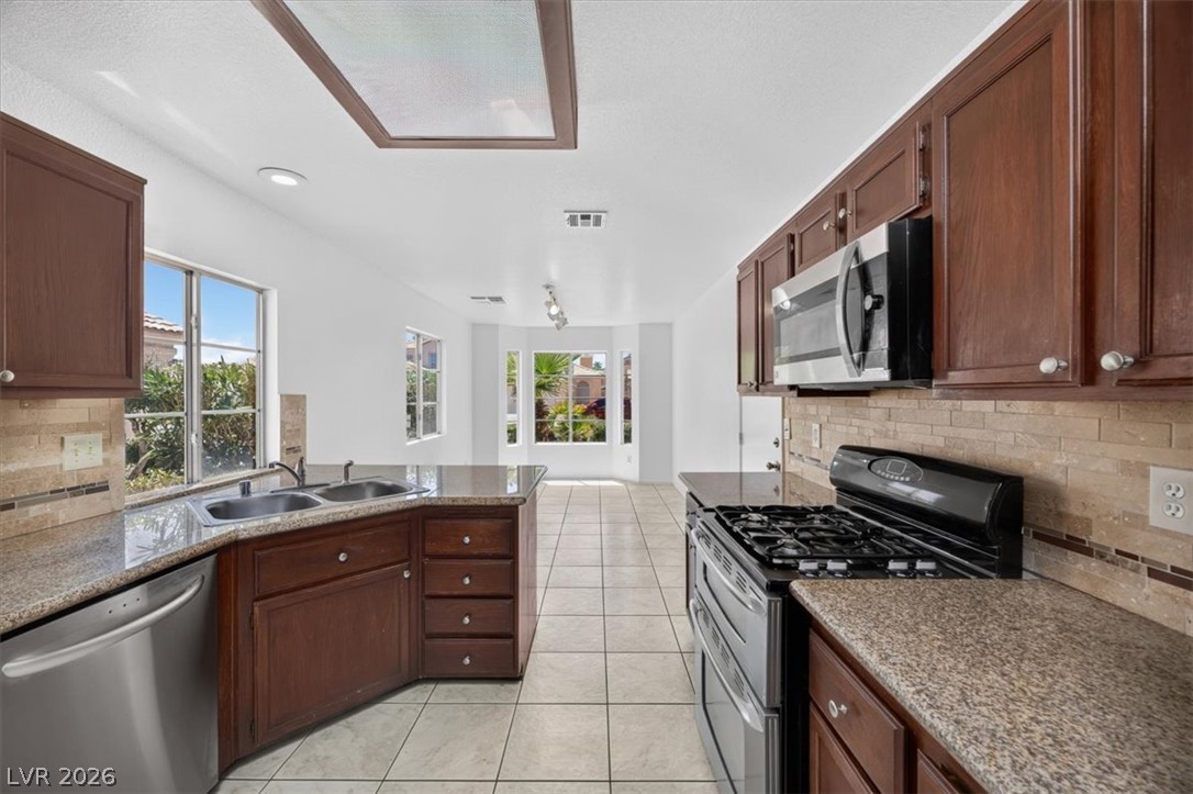 1730 Garden Path Court Property Photo 7