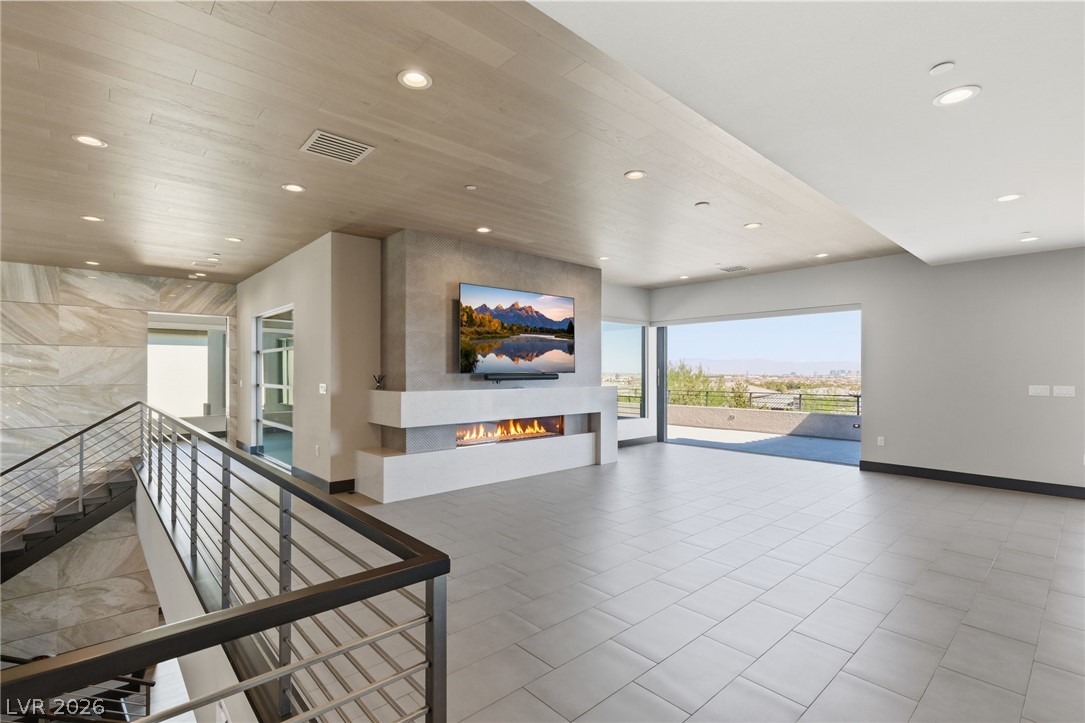 11142 San Terrazo Place Property Photo 14