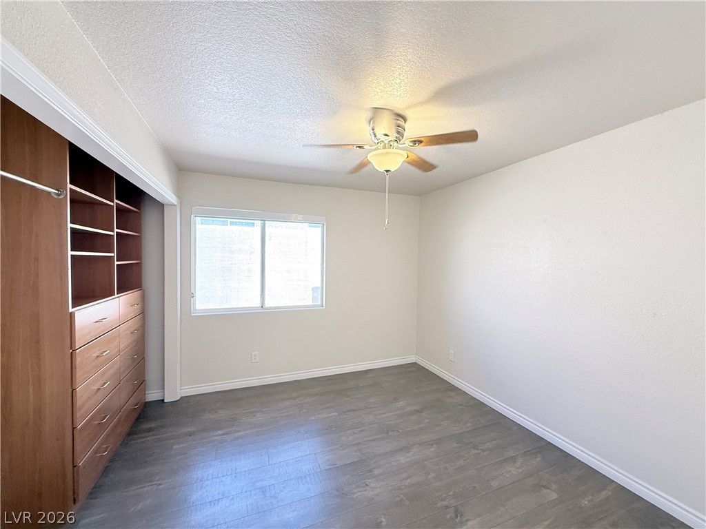 8121 Sedona Sunset Drive Property Photo 18