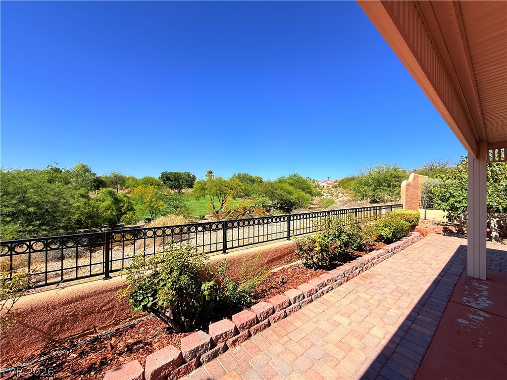 8121 Sedona Sunset Drive Property Photo 26