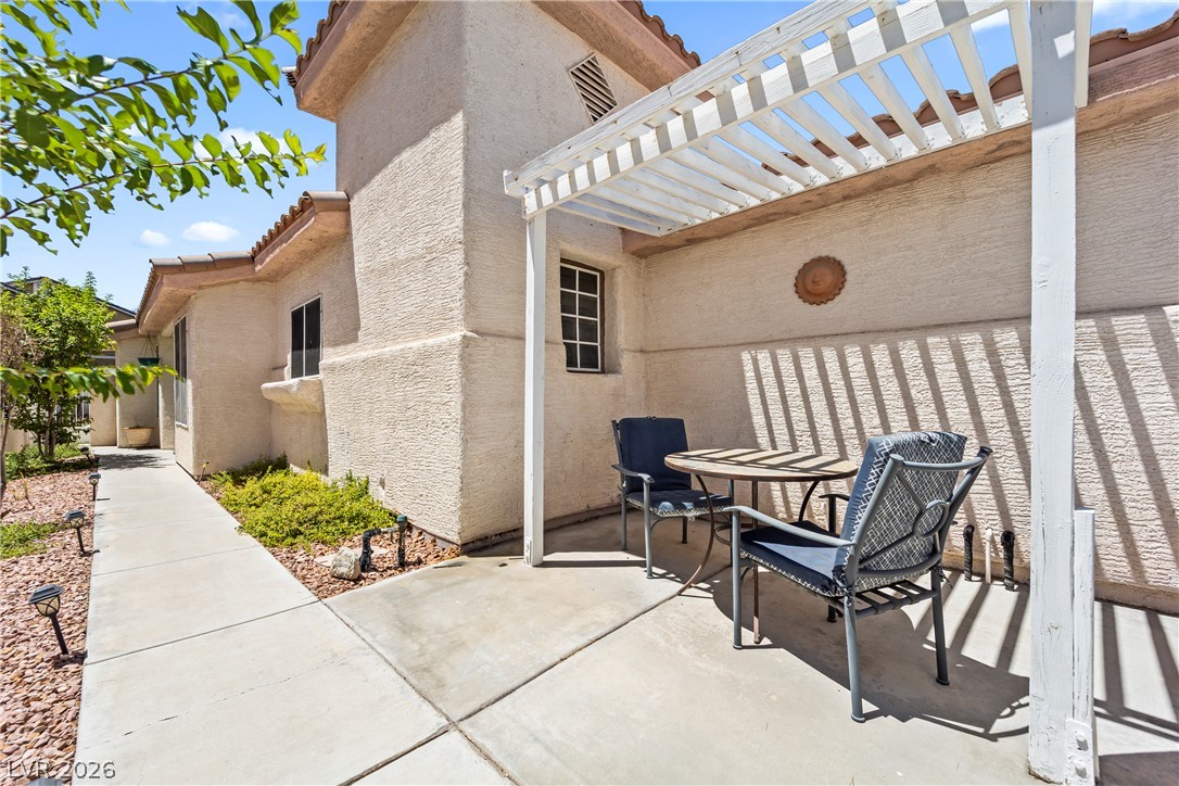 7209 Tame Place Property Photo 4