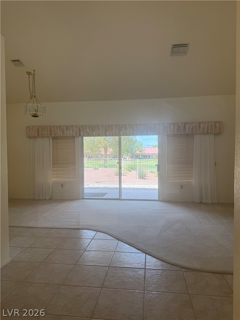 8900 Kingsmill Drive Property Photo 8