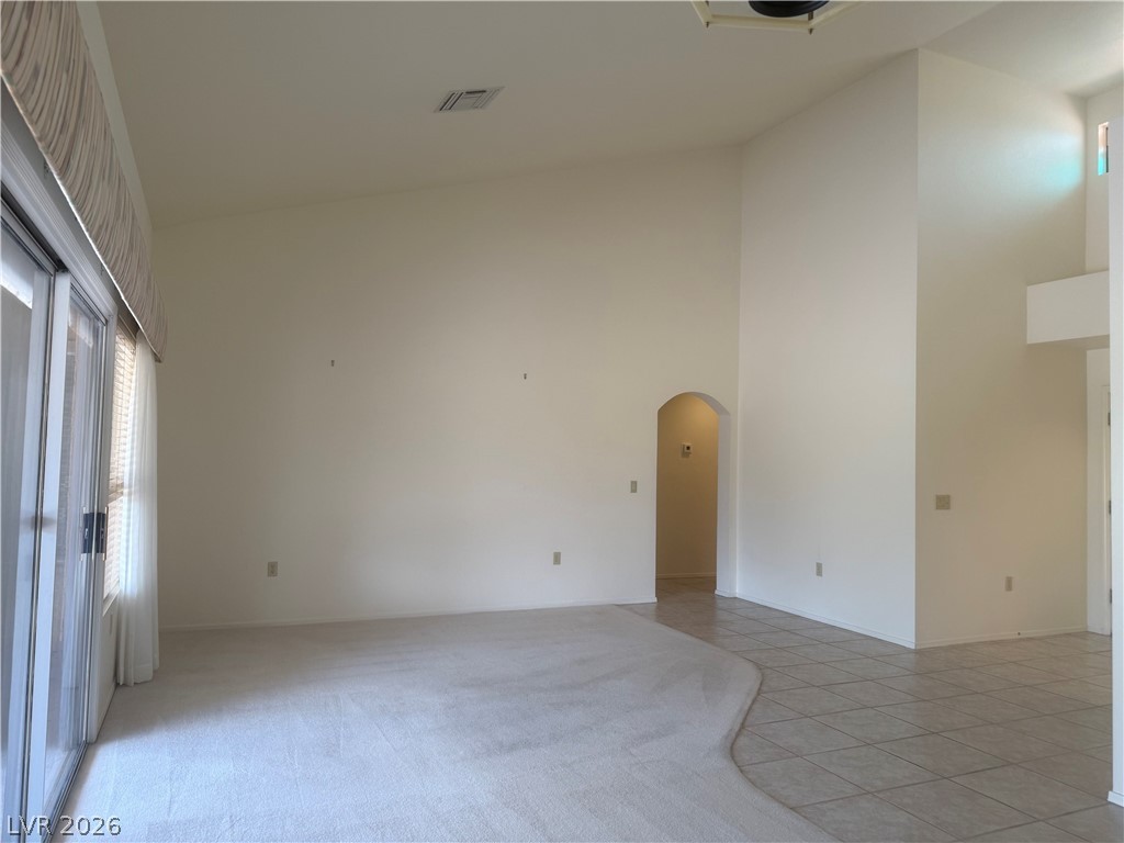 8900 Kingsmill Drive Property Photo 9