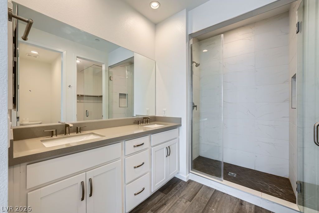 11821 Stone Run Avenue Property Photo 6