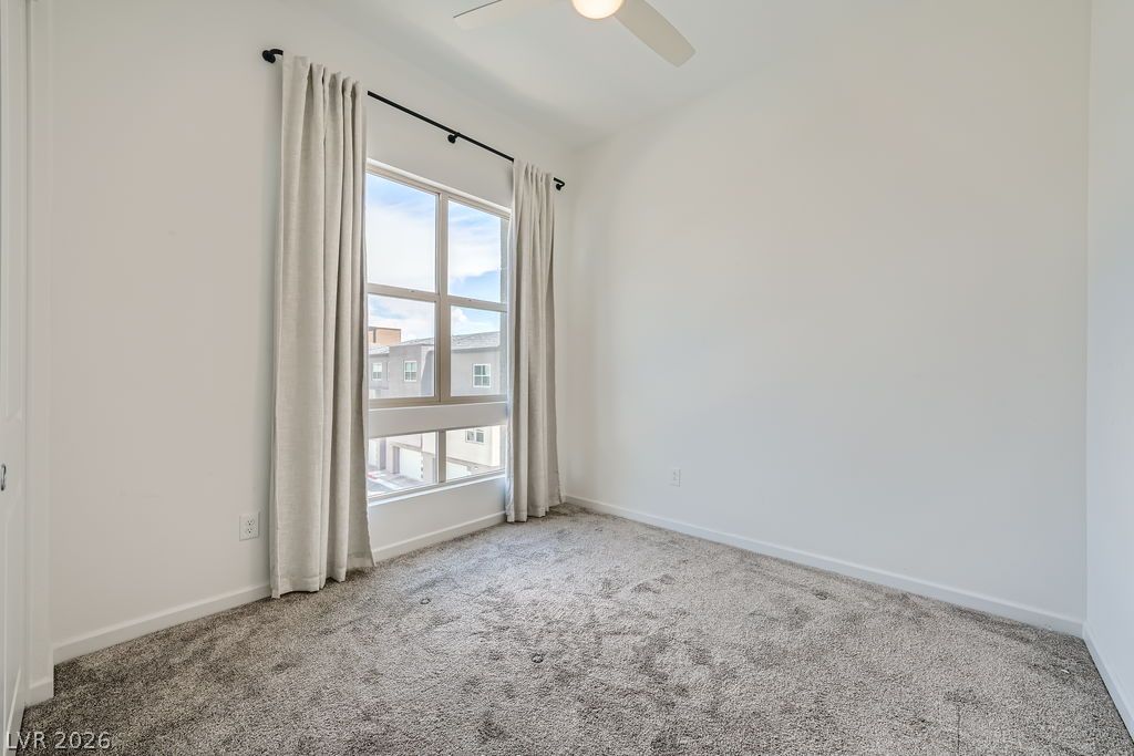 11821 Stone Run Avenue Property Photo 7