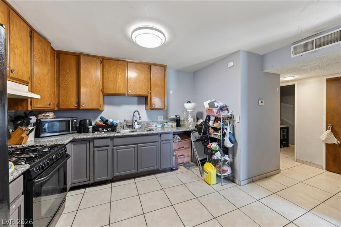 2518 Bulloch Street D Property Photo 5