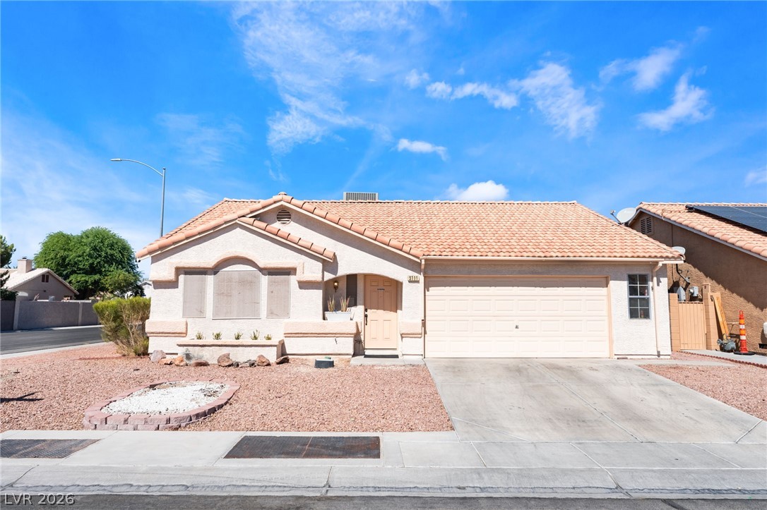 3711 Daisy Field Drive Property Photo 1