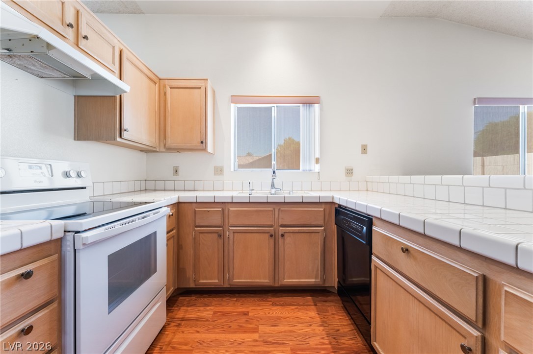 3711 Daisy Field Drive Property Photo 10