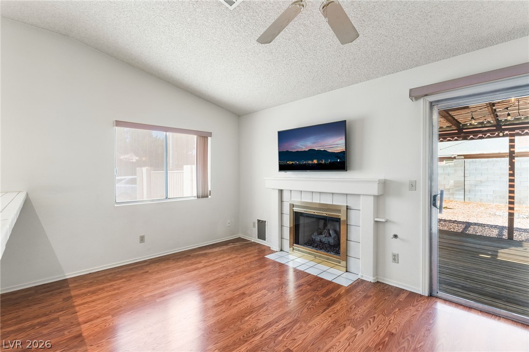 3711 Daisy Field Drive Property Photo 13