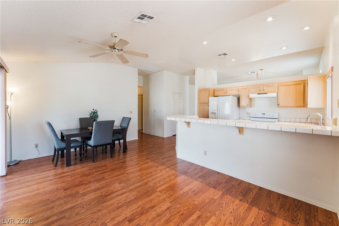 3711 Daisy Field Drive Property Photo 16