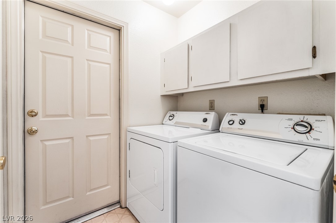 3711 Daisy Field Drive Property Photo 32