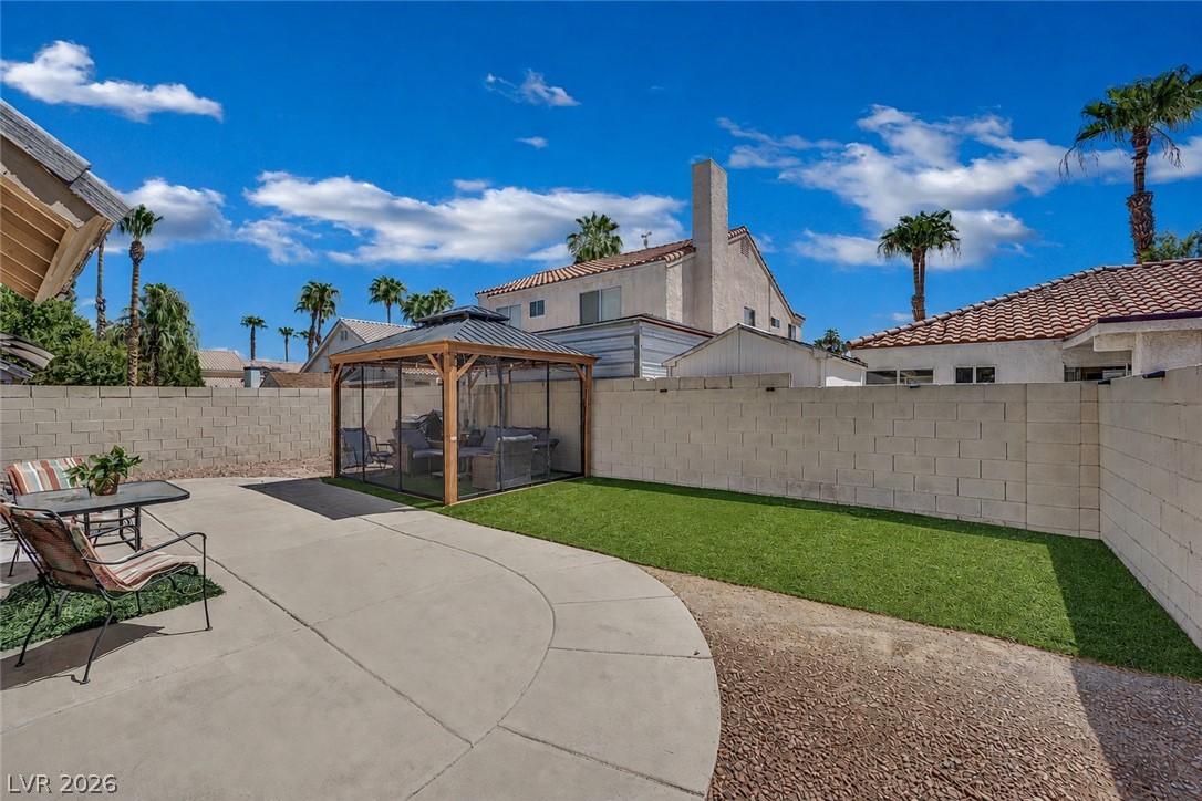 1714 La Cruz Drive Property Photo 11