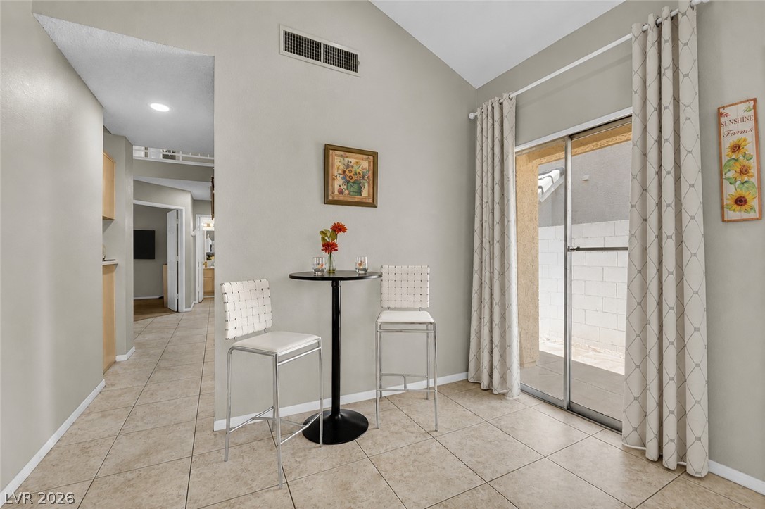 1714 La Cruz Drive Property Photo 16