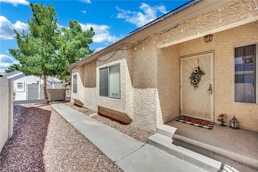1714 La Cruz Drive Property Photo 34