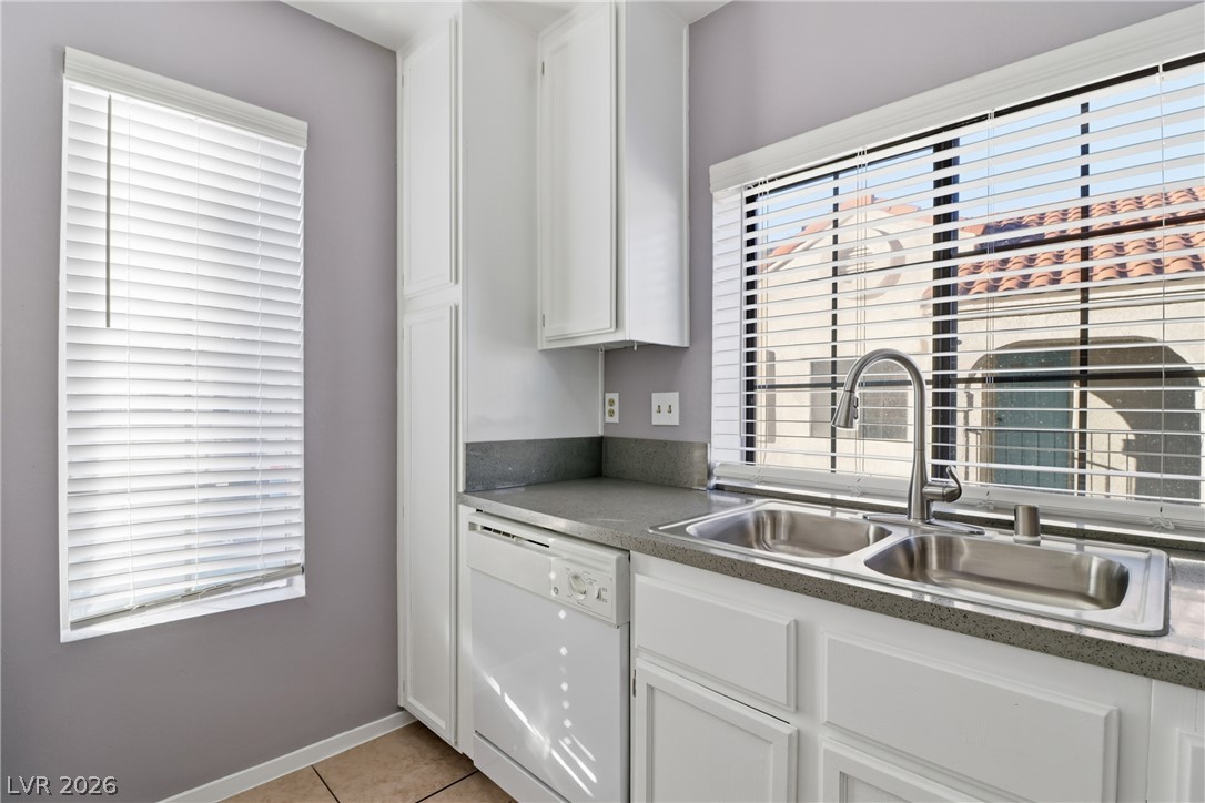 4836 Nara Vista Way 204 Property Photo 2
