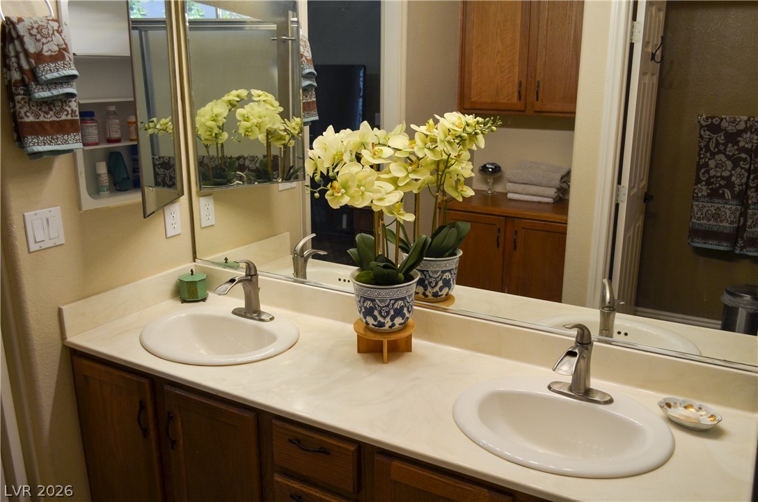 5596 Prospectors Creek Way Property Photo 17
