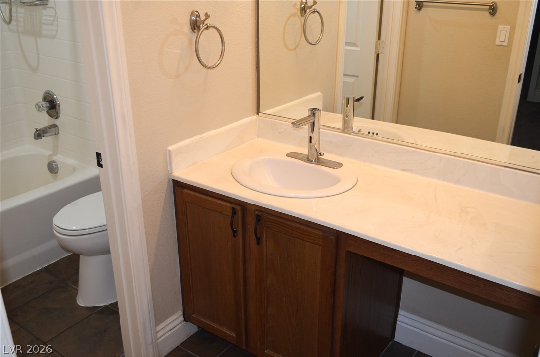 5596 Prospectors Creek Way Property Photo 27