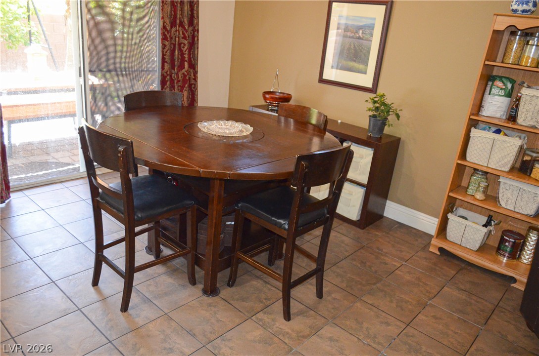 5596 Prospectors Creek Way Property Photo 38